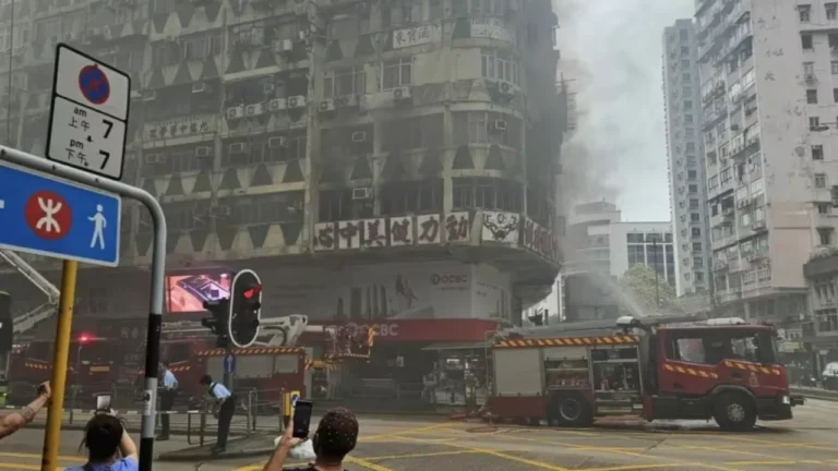 Kabar Duka Dari Hongkong, Kebakaran Terjadi Di Sebuah Apartemen Di Distrik Kowloon 2 WNI Tewas