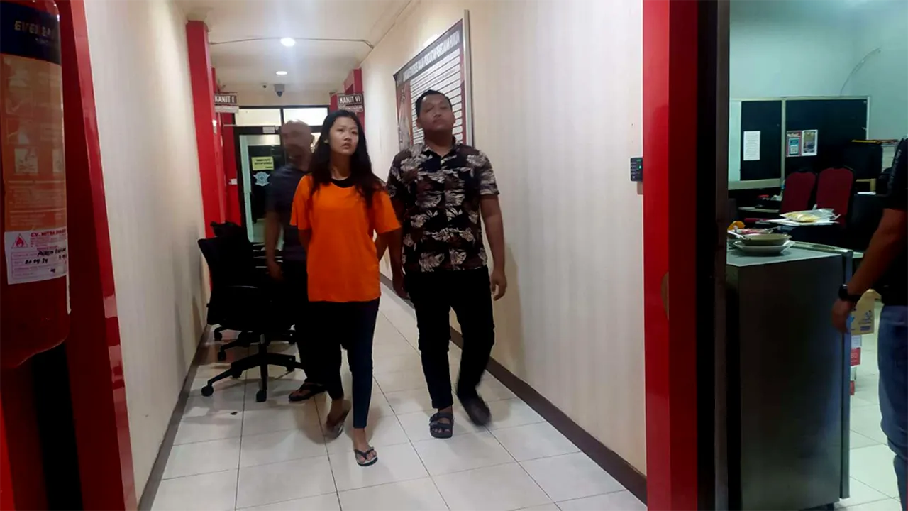 Karyawan PT Sat Nusa Persada Batam Mencuri 143 Ponsel Pintar Rakitan