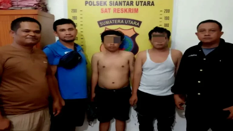 2 Pria Ditangkap Setelah Mencuri Tas Pemotor yang Lagi Istirahat di Musala